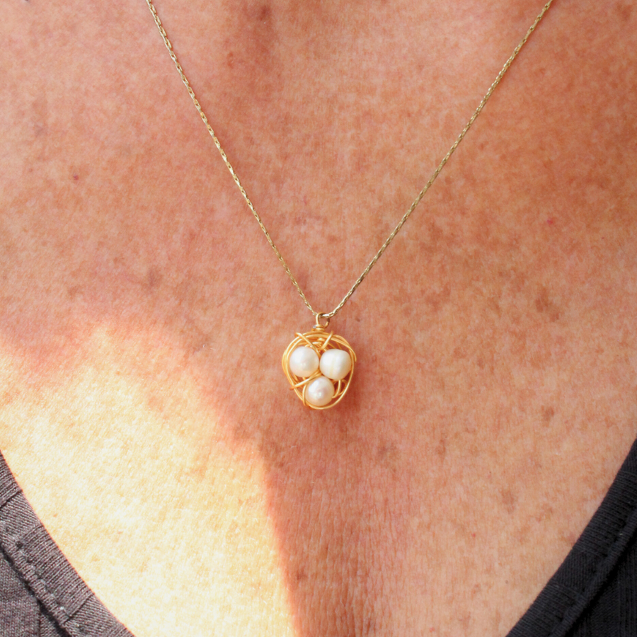 Collar Nido Mamá